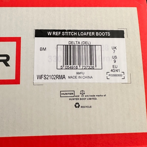 Hunter Women's Refined Stitch Loafer Boots (9) - Picture 13 of 13